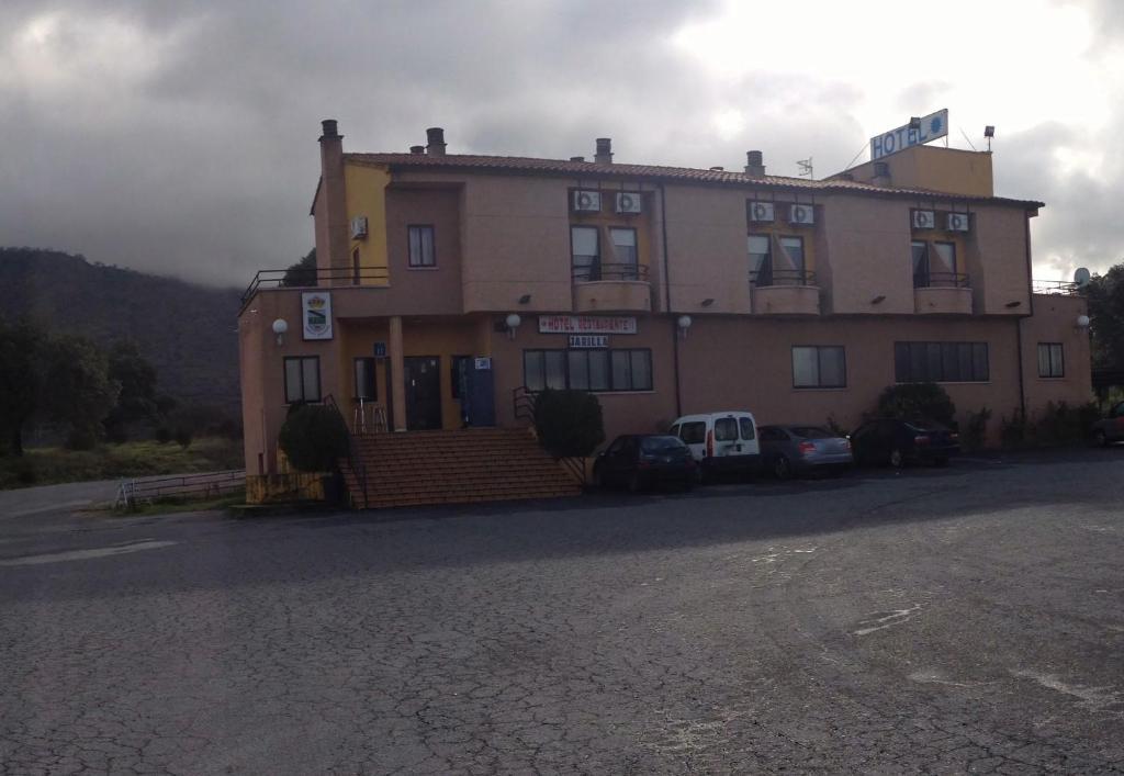 Hotel Restaurante Jarilla Екстер'єр фото