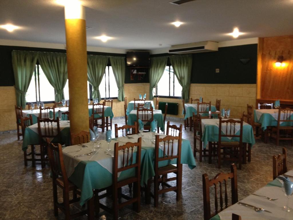 Hotel Restaurante Jarilla Екстер'єр фото